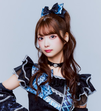 山下 彩耶